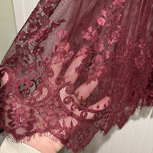 Torrid Burgundy Babydoll Sheer Lace Top Plus Size 0X - Picture 3 of 6